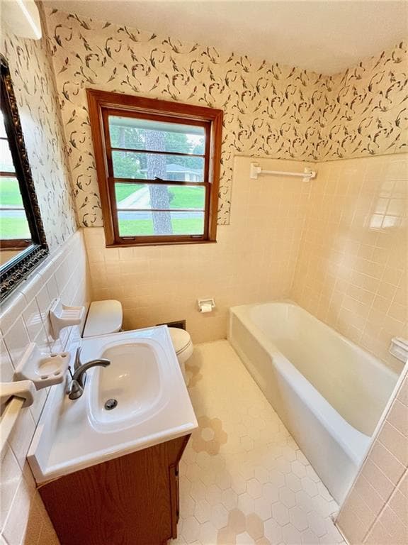 3 bedroom, 2 bathroom, 1,228 sq ft single family residence for sale at 512 Donwood Lane, Marietta, GA 30060 — photo 10