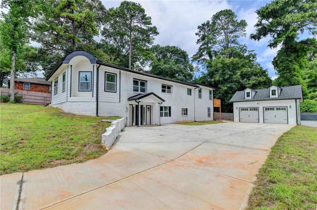 5 bedroom, 5 bathroom, 2,800 sq ft single family residence for sale at 3178 North Druid Hills Road, Decatur, GA 30033 — photo 4