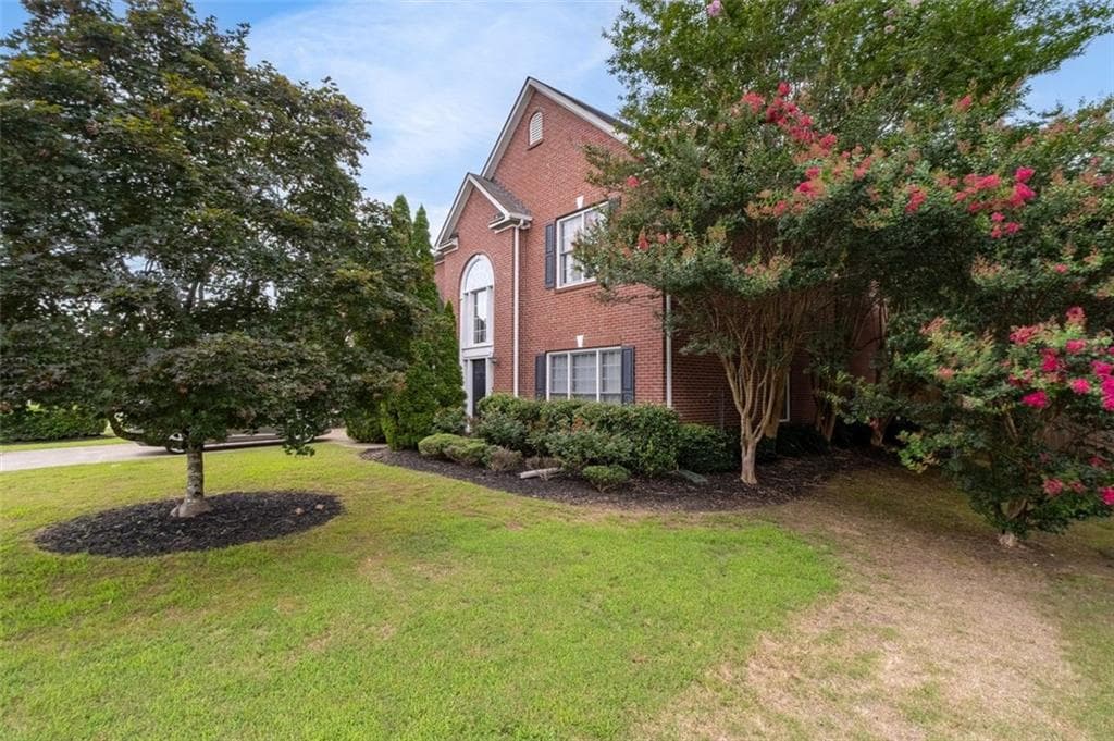 4 bedroom, 3 bathroom, 3,168 sq ft single family residence for sale at 4341 Nesbin Drive, Kennesaw, GA 30144 — photo 2