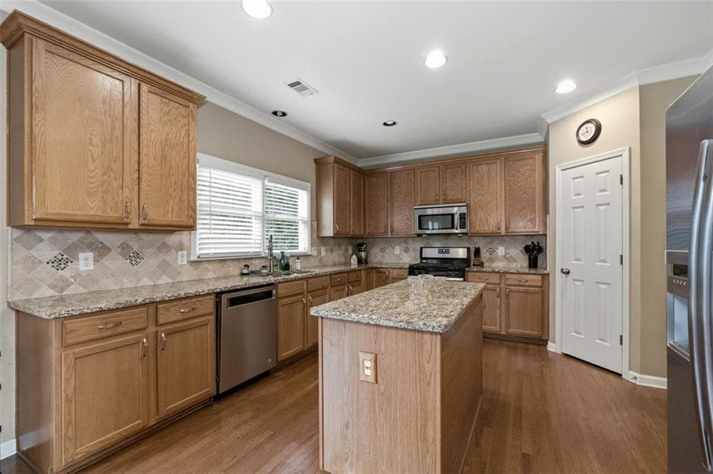 4 bedroom, 3 bathroom, 3,168 sq ft single family residence for sale at 4341 Nesbin Drive, Kennesaw, GA 30144 — photo 6