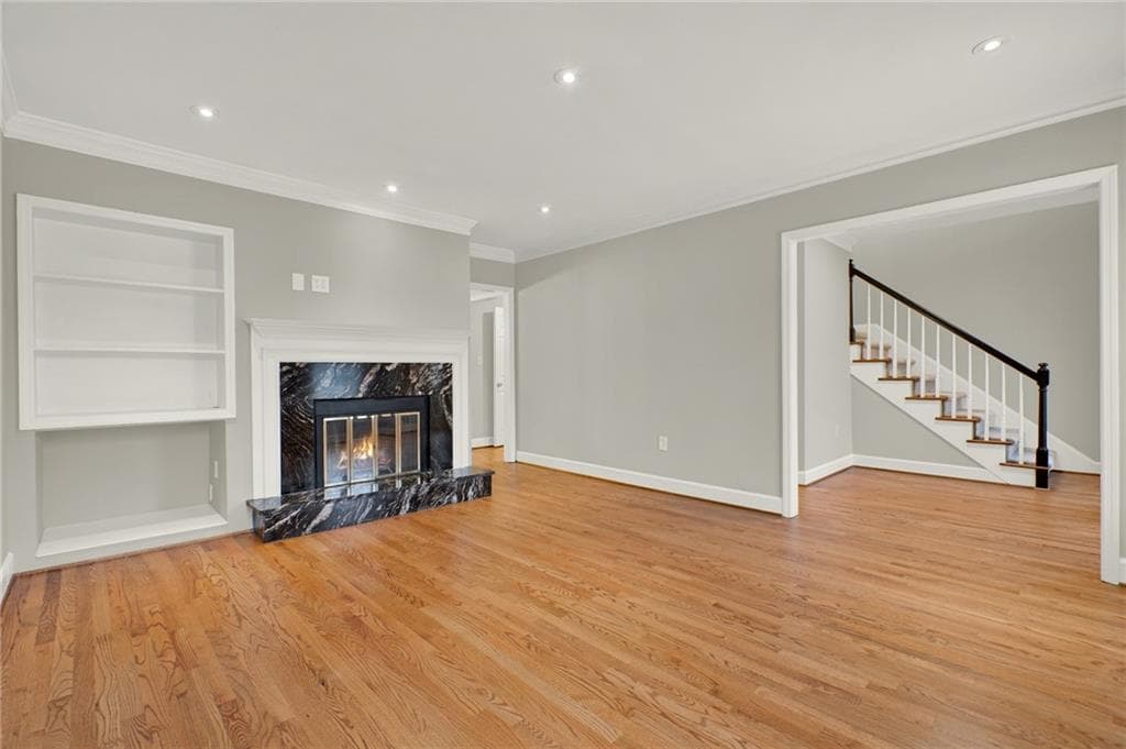 3 bedroom, 3 bathroom, 2,216 sq ft townhouse for sale at 935 Lenox Hill Court, Atlanta, GA 30324 — photo 6