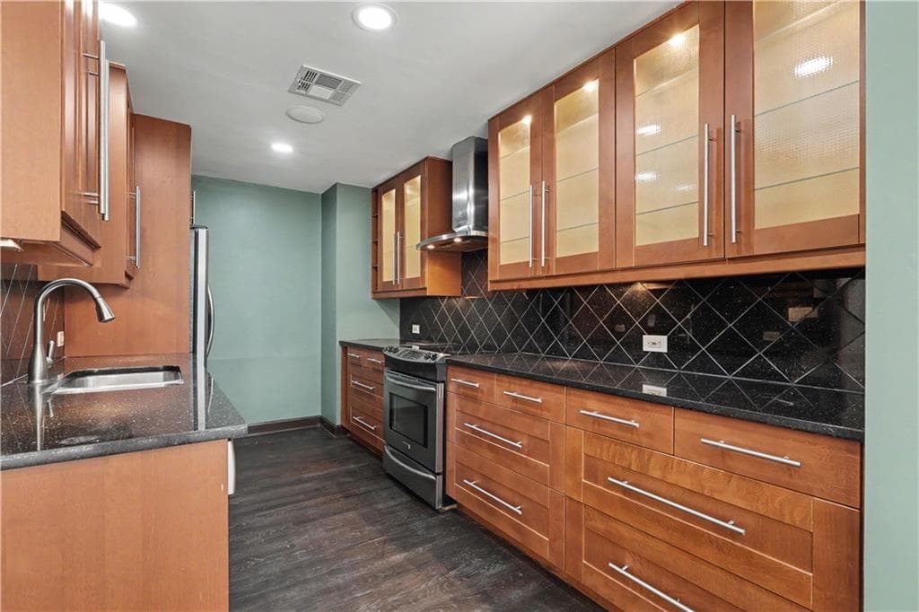 2 bedroom, 3 bathroom, 1,450 sq ft condominium for sale at 145 15th Street 208, Atlanta, GA 30309 — photo 9