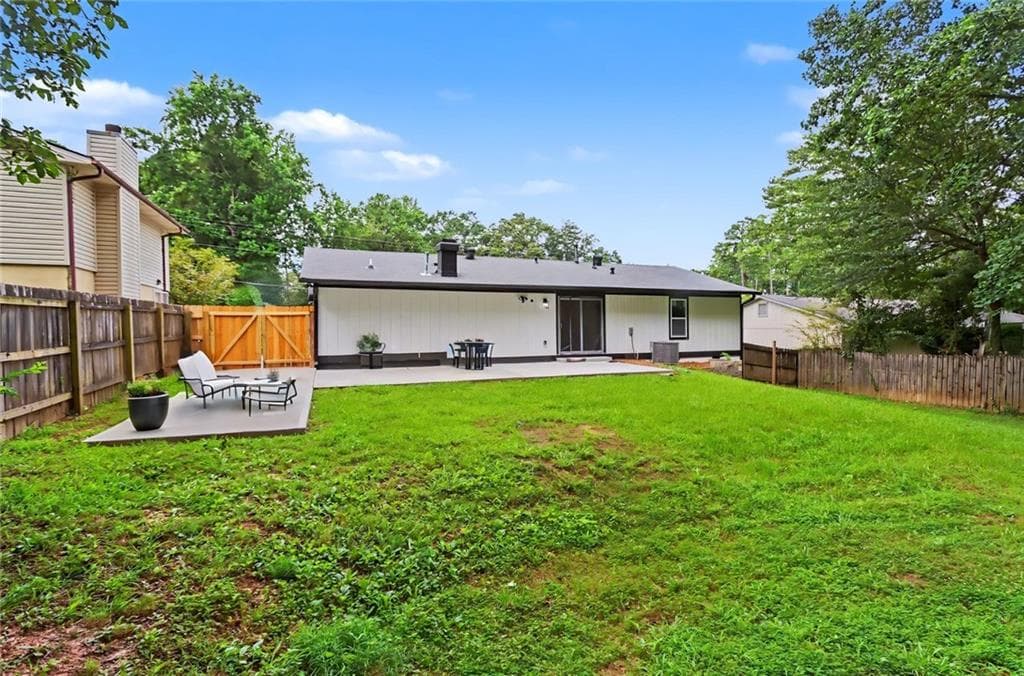 4 bedroom, 3 bathroom, 1,512 sq ft single family residence for sale at 2535 Rhoanoke Drive, Duluth, GA 30096 — photo 4