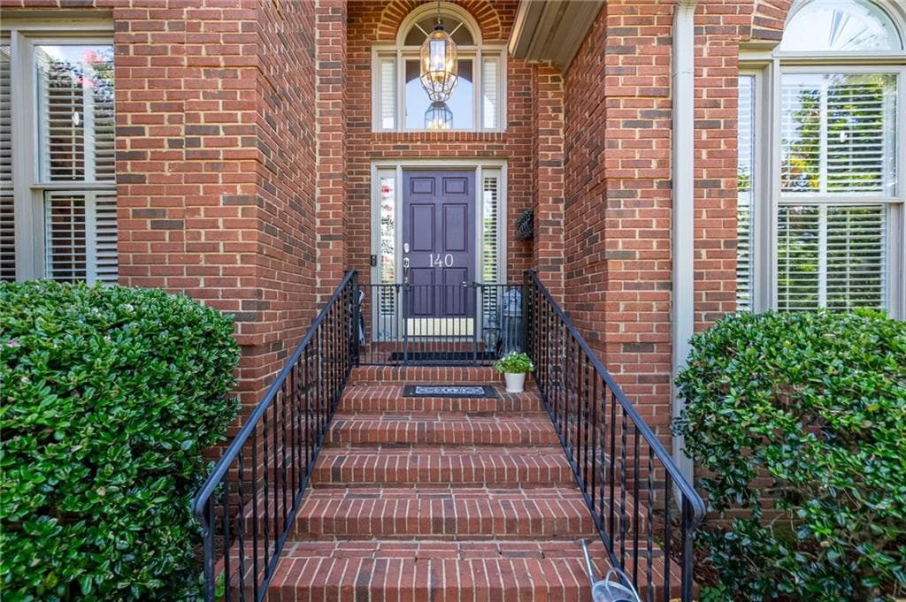 4 bedroom, 3 bathroom, 3,101 sq ft single family residence for sale at 140 Vinings Court, Rome, GA 30161 — photo 4