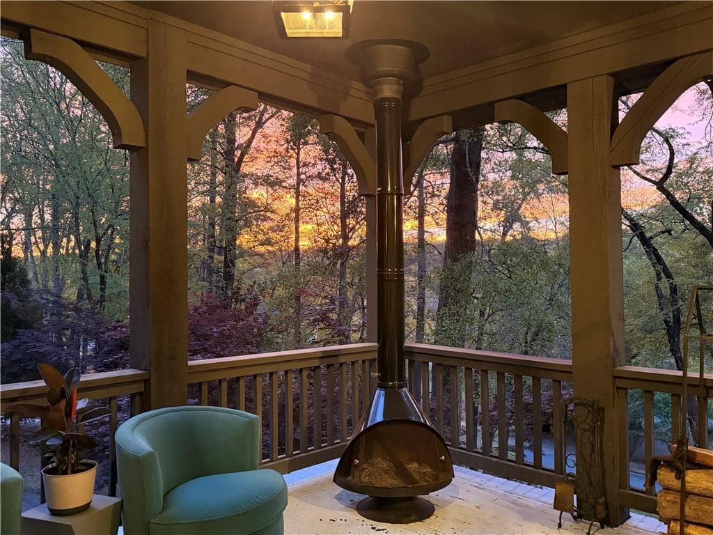 4 bedroom, 6 bathroom, 8,314 sq ft single family residence for sale at 6305 River Chase Circle, Atlanta, GA 30328 — photo 3