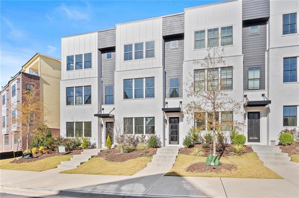 4 bedroom, 4 bathroom, 2,160 sq ft townhouse for sale at 437 Mezzo Lane 87, Alpharetta, GA 30009