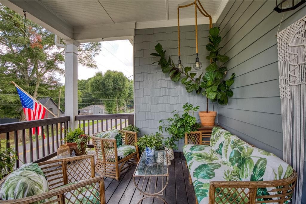 4 bedroom, 4 bathroom, 2,982 sq ft single family residence for sale at 5920 Mitchell Street, Flowery Branch, GA 30542 — photo 3