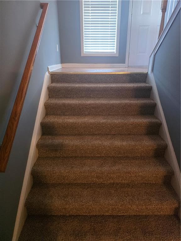 5 bedroom, 3 bathroom, 2,824 sq ft single family residence for rent at 4550 Parkview Walk, Lilburn, GA 30047 for $2,500 a month — photo 10
