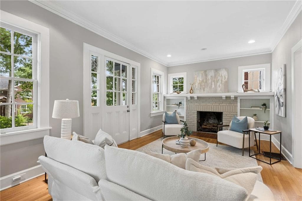 4 bedroom, 2 bathroom, 2,235 sq ft single family residence for sale at 1031 Mclynn Avenue, Atlanta, GA 30306 — photo 4