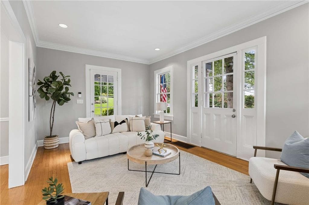 4 bedroom, 2 bathroom, 2,235 sq ft single family residence for sale at 1031 Mclynn Avenue, Atlanta, GA 30306 — photo 6