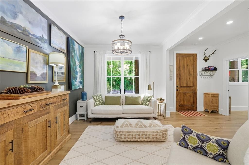 3 bedroom, 3 bathroom, 2,103 sq ft single family residence under contract at 3003 Holly Street, Canton, GA 30115 — photo 7