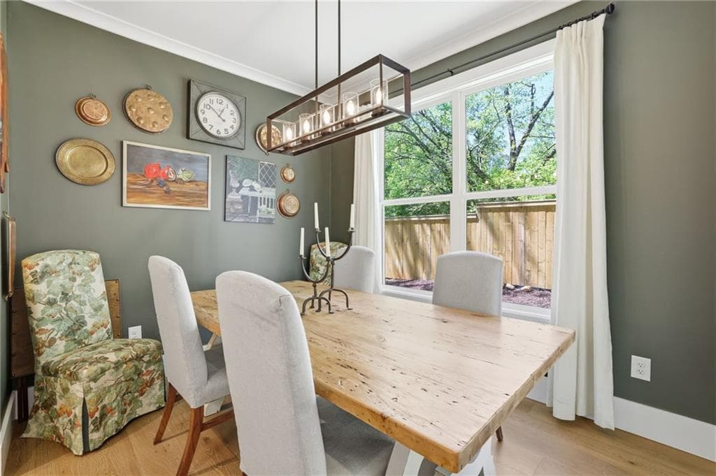 3 bedroom, 3 bathroom, 2,103 sq ft single family residence under contract at 3003 Holly Street, Canton, GA 30115 — photo 6