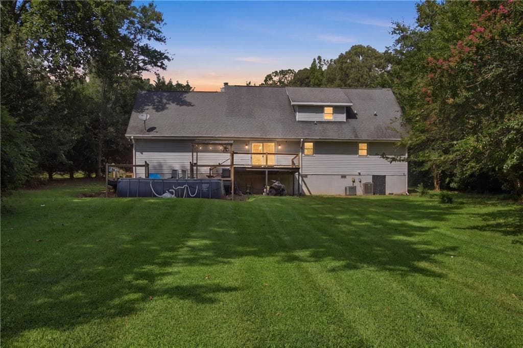 3 bedroom, 3 bathroom, 2,946 sq ft single family residence for sale at 65 Tradewinds Road, Cleveland, GA 30528 — photo 5