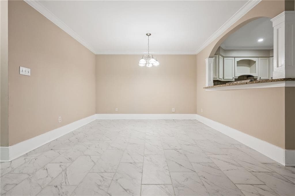 1 bedroom, 1 bathroom, 833 sq ft condominium for sale at 141 Amherst Place, Atlanta, GA 30327 — photo 7