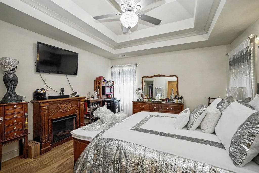 5 bedroom, 3 bathroom, 2,219 sq ft single family residence for sale at 102 Brookstone Drive, Carrollton, GA 30116 — photo 9