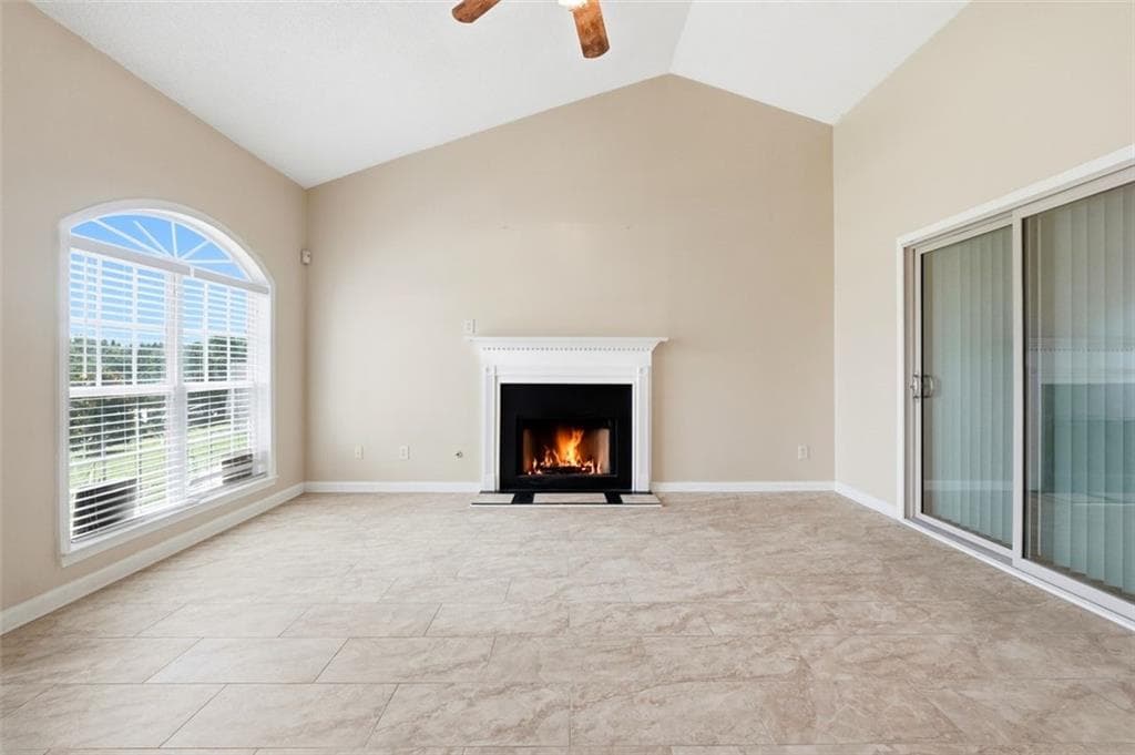 3 bedroom, 2 bathroom, 1,419 sq ft single family residence for sale at 1016 Meadow Glen Circle, Fairburn, GA 30213 — photo 7