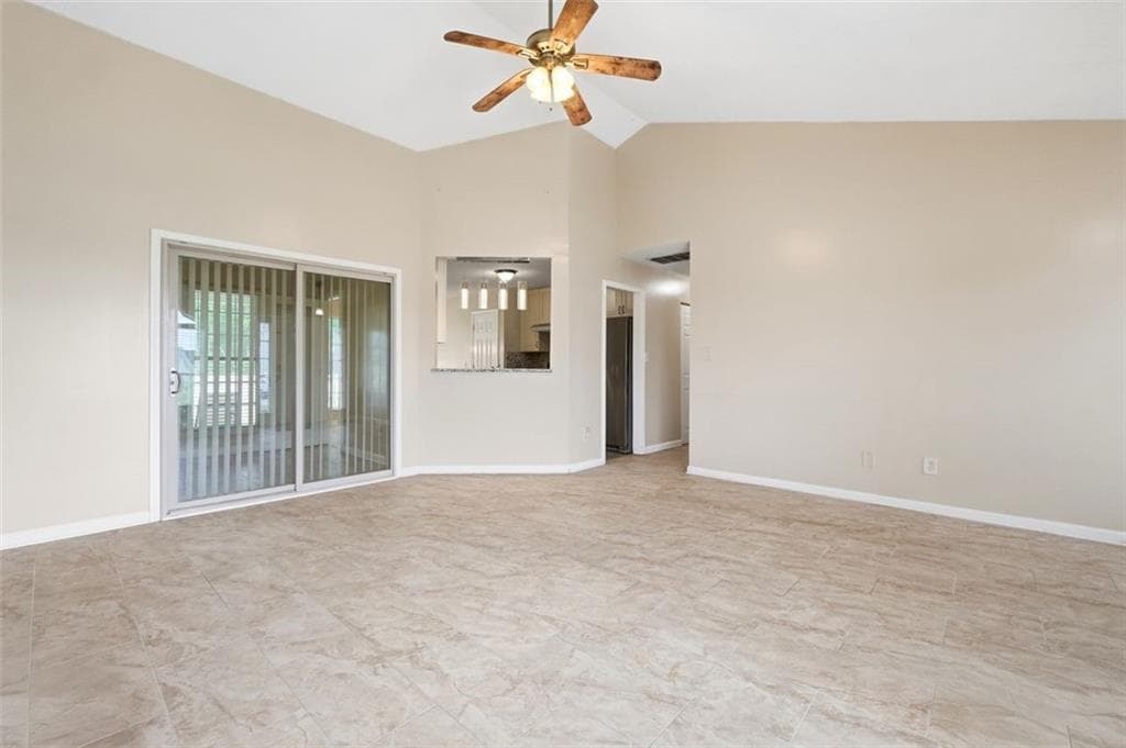 3 bedroom, 2 bathroom, 1,419 sq ft single family residence for sale at 1016 Meadow Glen Circle, Fairburn, GA 30213 — photo 9