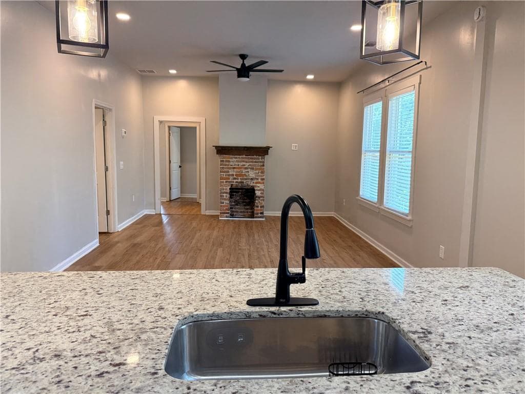 3 bedroom, 2 bathroom, 1,405 sq ft single family residence for rent at 31 Mildred Place, Atlanta, GA 30318 for $2,100 a month — photo 5