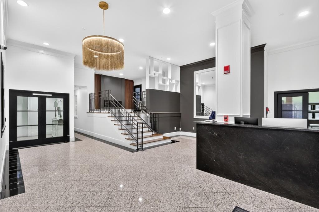 2 bedroom, 2 bathroom, 1,100 sq ft condominium for sale at 275 13th Street 1008, Atlanta, GA 30309 — photo 6