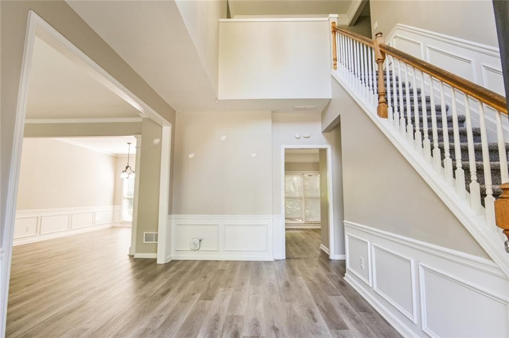 4 bedroom, 3 bathroom, 2,216 sq ft single family residence for sale at 185 Gainford Court, Johns Creek, GA 30097 — photo 4