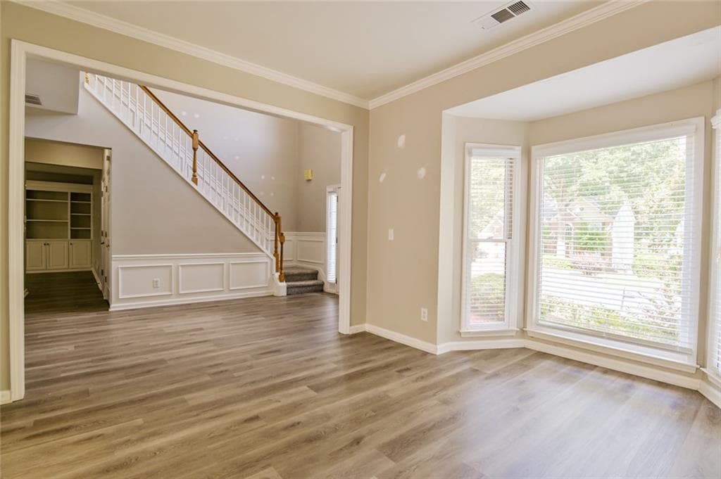 4 bedroom, 3 bathroom, 2,216 sq ft single family residence for sale at 185 Gainford Court, Johns Creek, GA 30097 — photo 5
