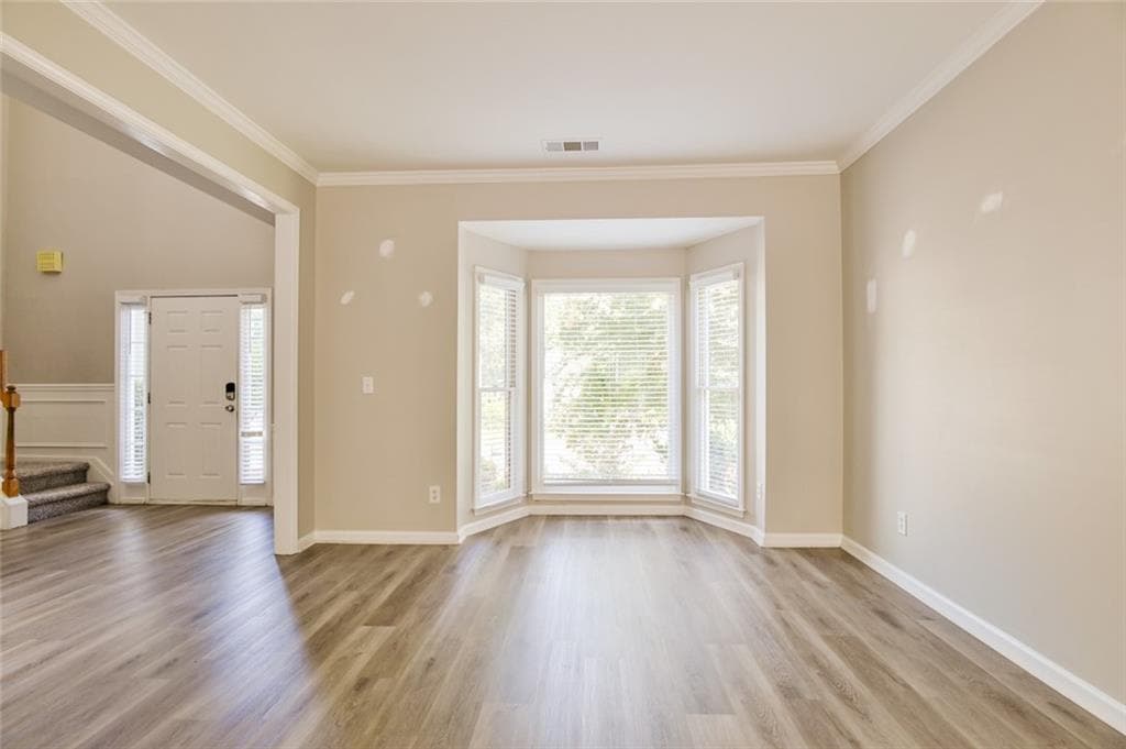 4 bedroom, 3 bathroom, 2,216 sq ft single family residence for sale at 185 Gainford Court, Johns Creek, GA 30097 — photo 6