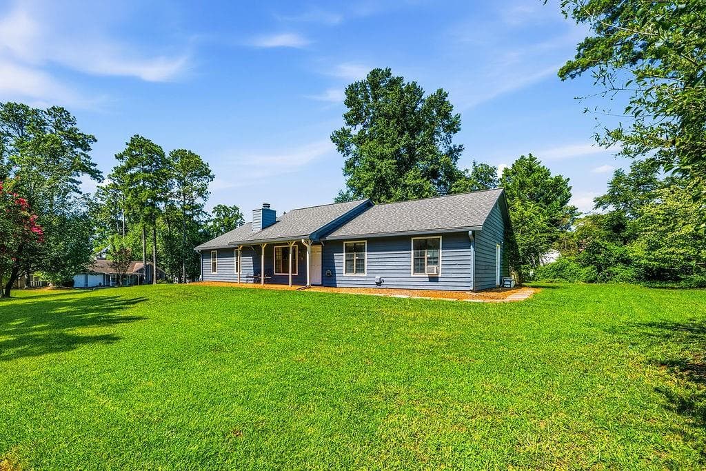 4 bedroom, 3 bathroom, 2,000 sq ft single family residence for sale at 3755 Station Drive, Kennesaw, GA 30144 — photo 2