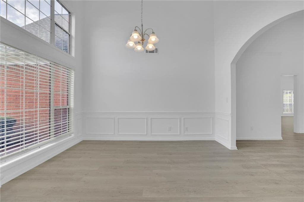 3 bedroom, 3 bathroom, 2,287 sq ft single family residence for sale at 3353 Dunbar Lane, Suwanee, GA 30024 — photo 6