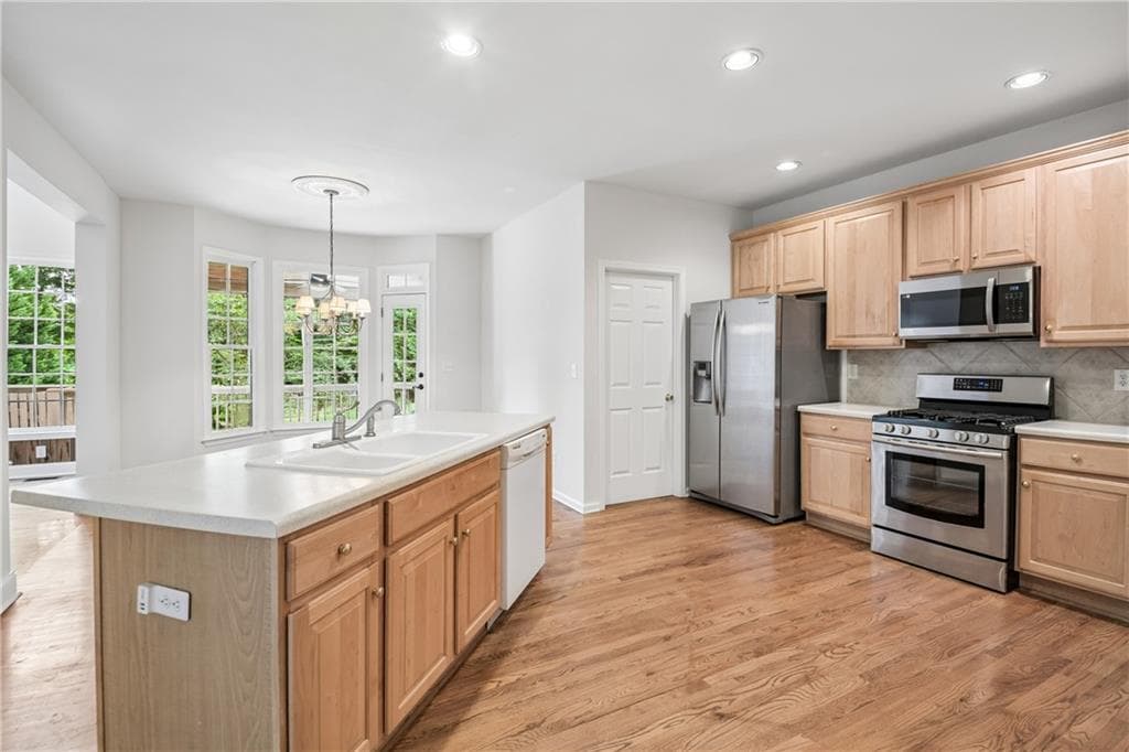 3 bedroom, 4 bathroom, 3,999 sq ft single family residence for sale at 11 High Vista, Newnan, GA 30265 — photo 7
