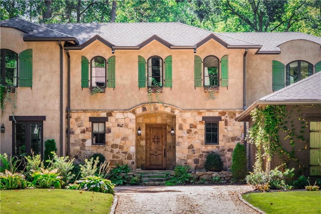5 bedroom, 5 bathroom, 6,569 sq ft single family residence for sale at 3118 W Roxboro Road, Atlanta, GA 30324 — photo 7
