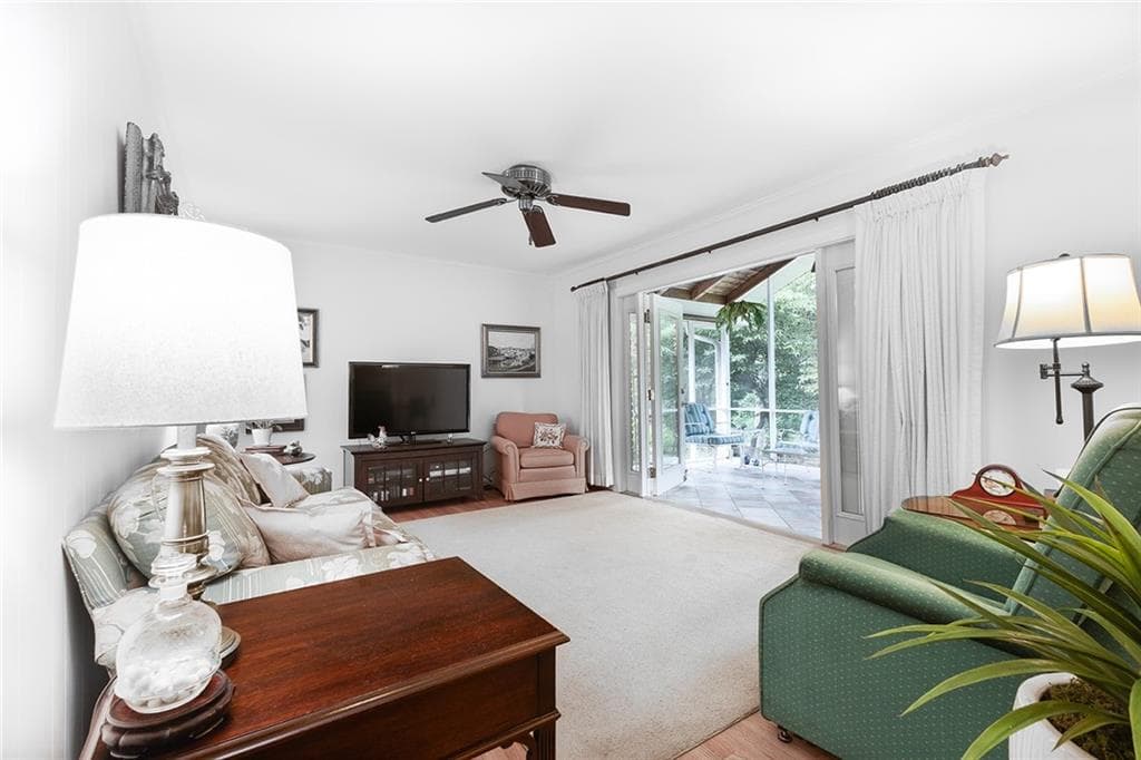 3 bedroom, 2 bathroom, 1,759 sq ft single family residence under contract at 2976 Blackwood Road, Decatur, GA 30033 — photo 10