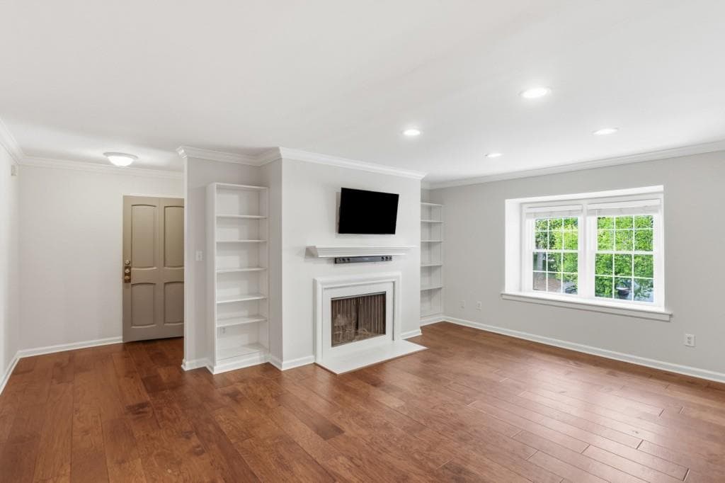 3 bedroom, 2 bathroom, 1,346 sq ft condominium under contract at 53 Chaumont Square, Atlanta, GA 30327 — photo 6