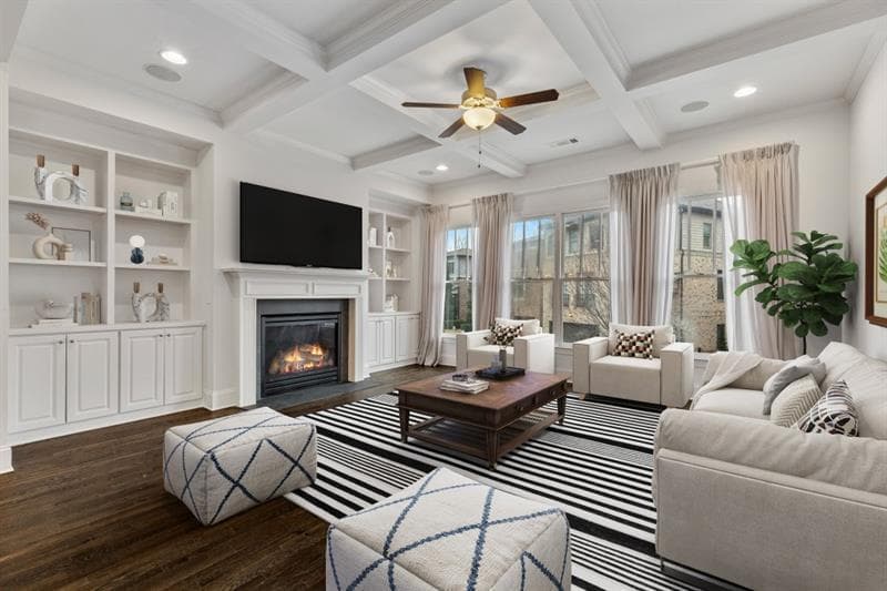 4 bedroom, 4 bathroom single family residence for rent at 926 Canterbury Lane, Atlanta, GA 30324 for $5,300 a month — photo 4