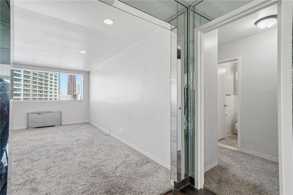 1 bedroom, 1 bathroom, 850 sq ft condominium for sale at 215 Piedmont Avenue 2002, Atlanta, GA 30308 — photo 3