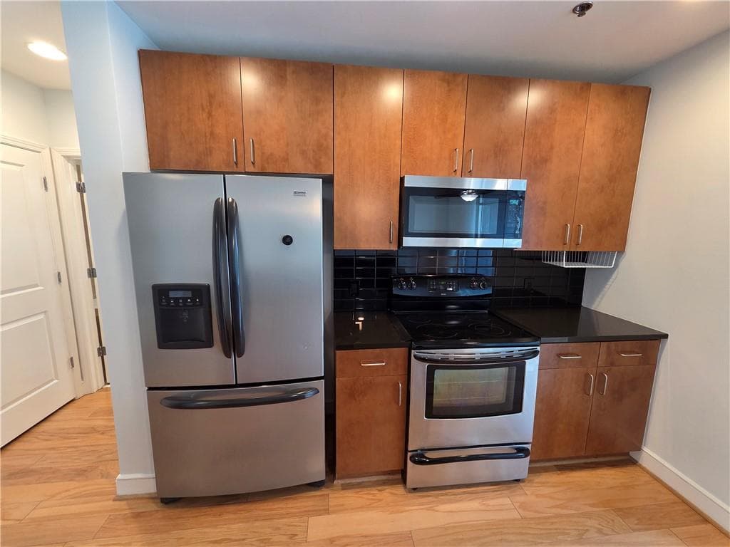 1 bedroom, 1 bathroom, 866 sq ft condominium for rent at 44 Peachtree Place 730, Atlanta, GA 30309 for $1,895 a month — photo 3