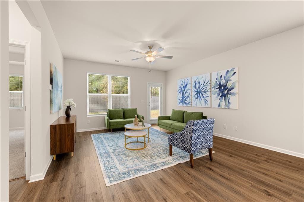 3 bedroom, 3 bathroom, 1,991 sq ft single family residence under contract at 1256 Riverstone Road, Jonesboro, GA 30238 — photo 5