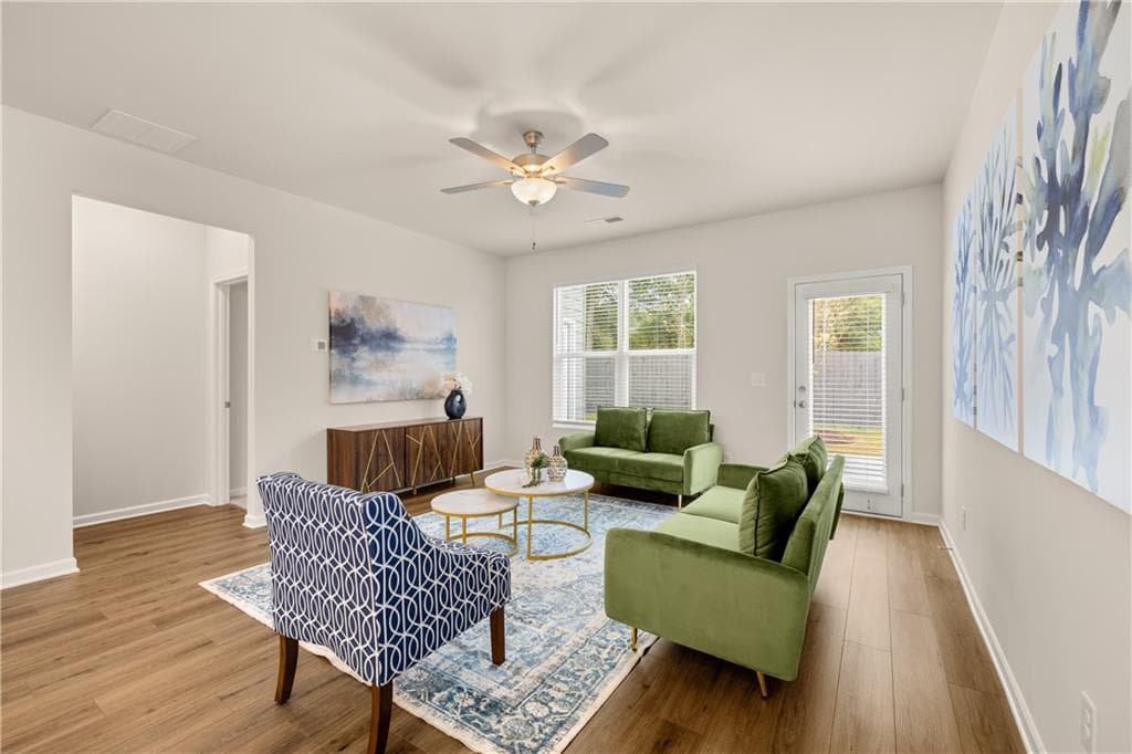 3 bedroom, 3 bathroom, 1,991 sq ft single family residence under contract at 1256 Riverstone Road, Jonesboro, GA 30238 — photo 6