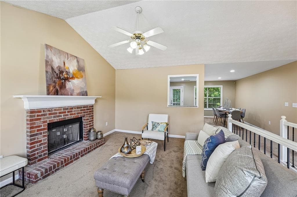 3 bedroom, 2 bathroom, 1,269 sq ft single family residence under contract at 1036 Pepper Circle, Acworth, GA 30101 — photo 4