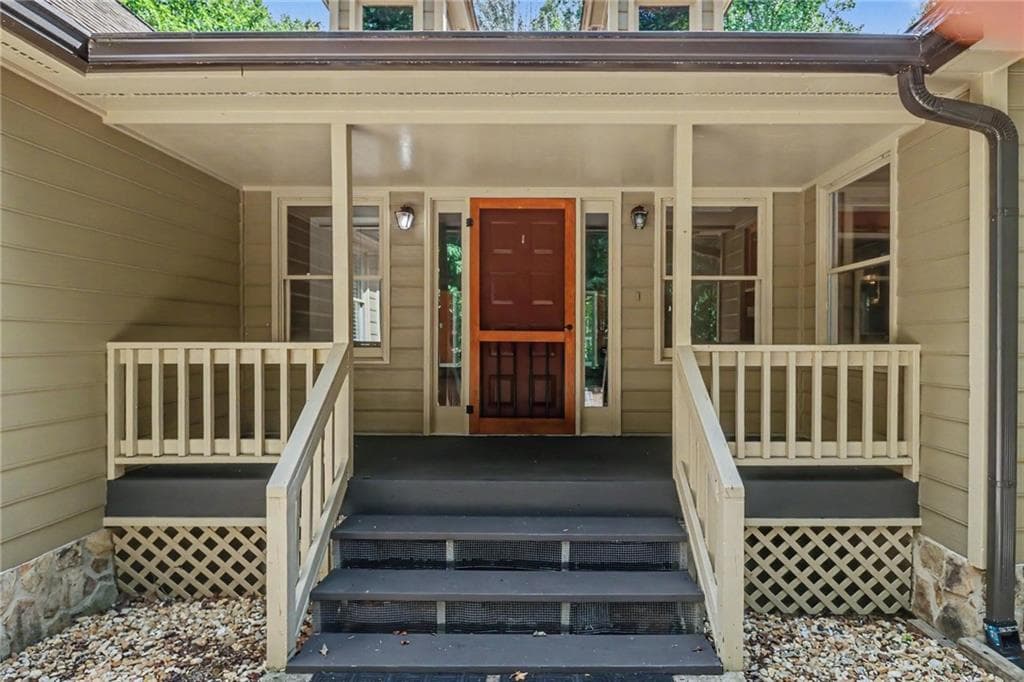 4 bedroom, 3 bathroom, 2,518 sq ft single family residence for sale at 3830 Chattahoochee Road, Cumming, GA 30041 — photo 5