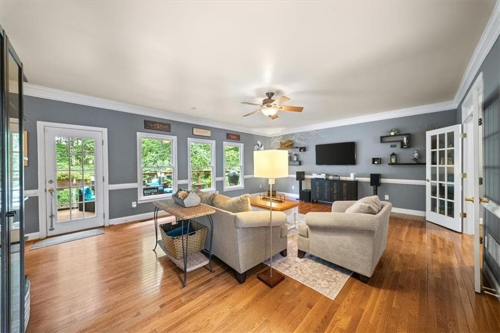5 bedroom, 4 bathroom, 4,652 sq ft single family residence for sale at 649 Goldenwood Court, Powder Springs, GA 30127 — photo 6