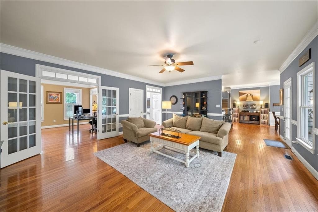 5 bedroom, 4 bathroom, 4,652 sq ft single family residence for sale at 649 Goldenwood Court, Powder Springs, GA 30127 — photo 9