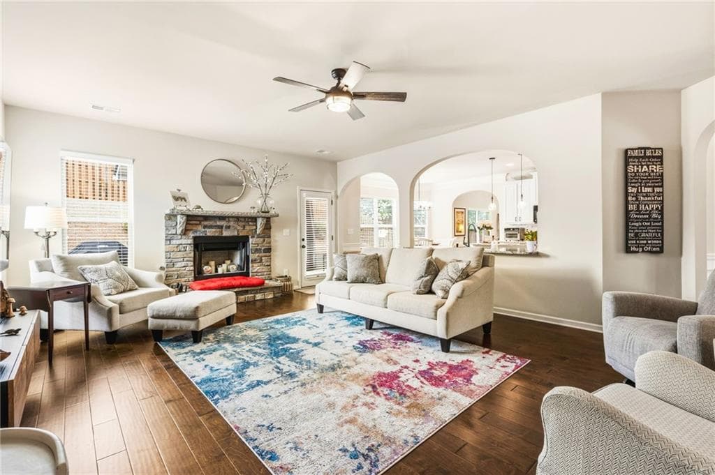 4 bedroom, 3 bathroom, 3,030 sq ft single family residence under contract at 1675 Walking Horse Trail, Cumming, GA 30041 — photo 9