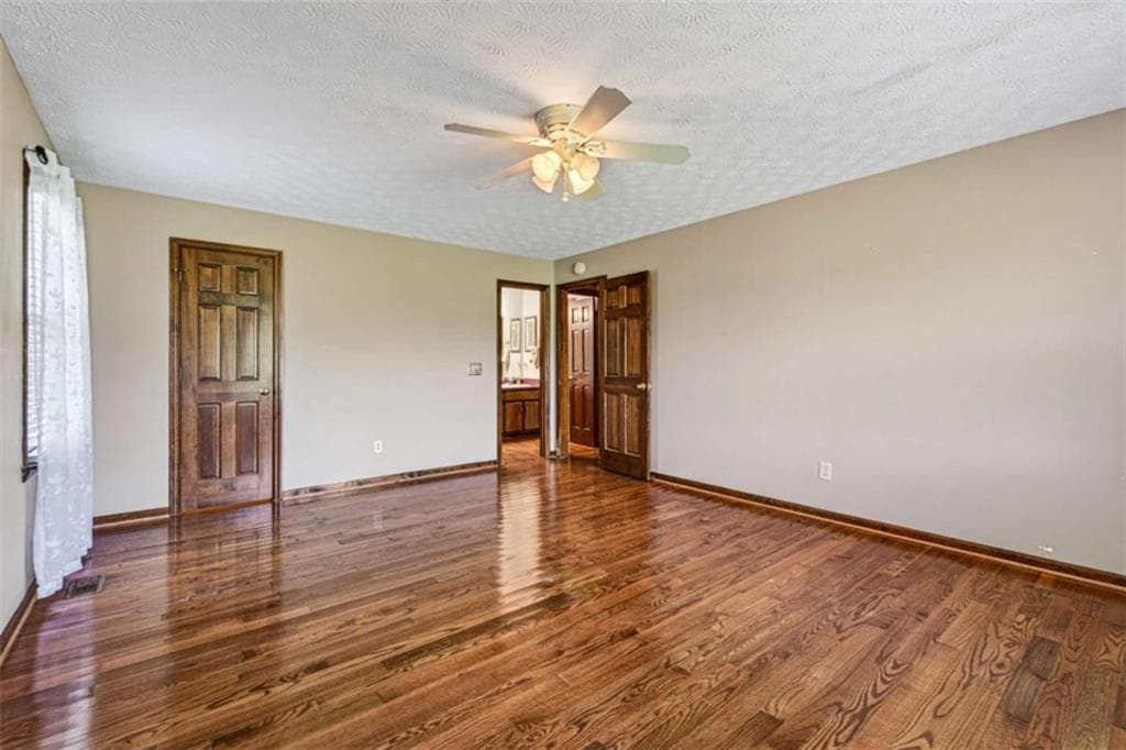 3 bedroom, 2 bathroom, 2,200 sq ft single family residence under contract at 114 Marlow Road, Maysville, GA 30558 — photo 10