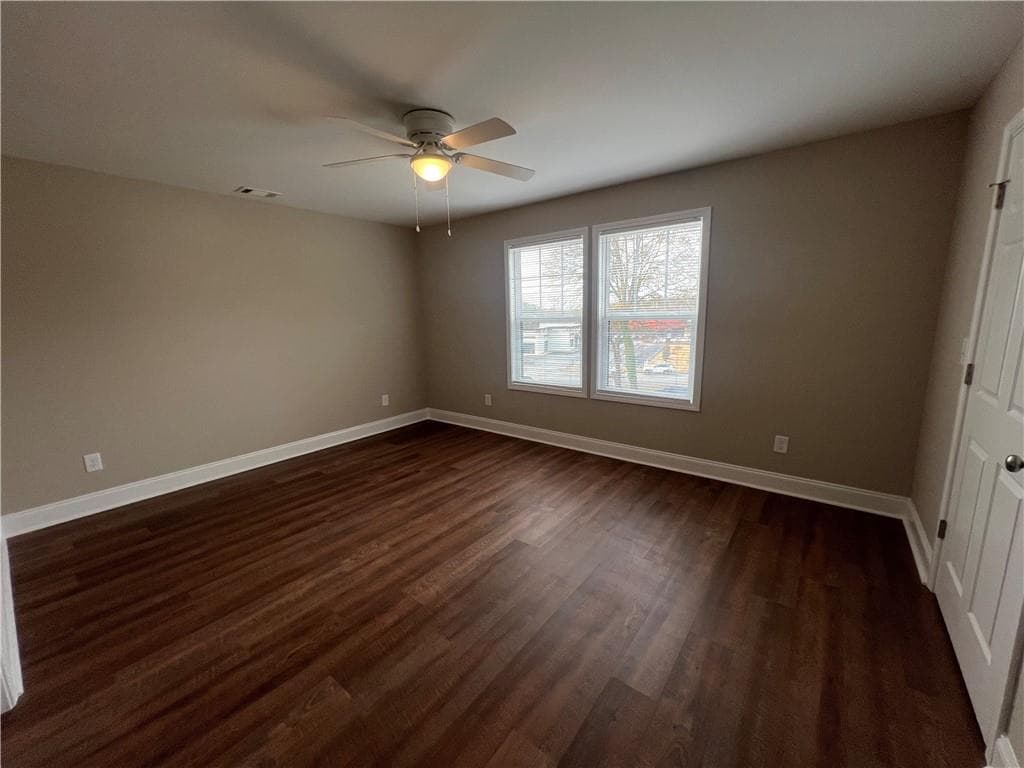 3 bedroom, 2 bathroom single family residence for rent at 1027 Park Hill Drive, Gainesville, GA 30501 for $1,895 a month — photo 7