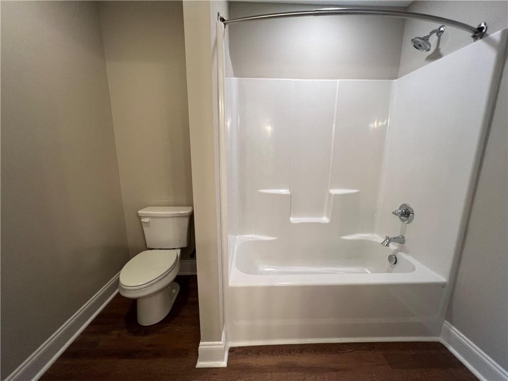 3 bedroom, 2 bathroom single family residence for rent at 1027 Park Hill Drive, Gainesville, GA 30501 for $1,895 a month — photo 9
