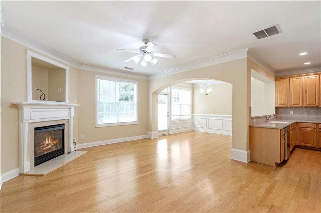 3 bedroom, 3 bathroom, 2,066 sq ft townhouse for sale at 2592 Gadsen Walk, Duluth, GA 30097 — photo 6