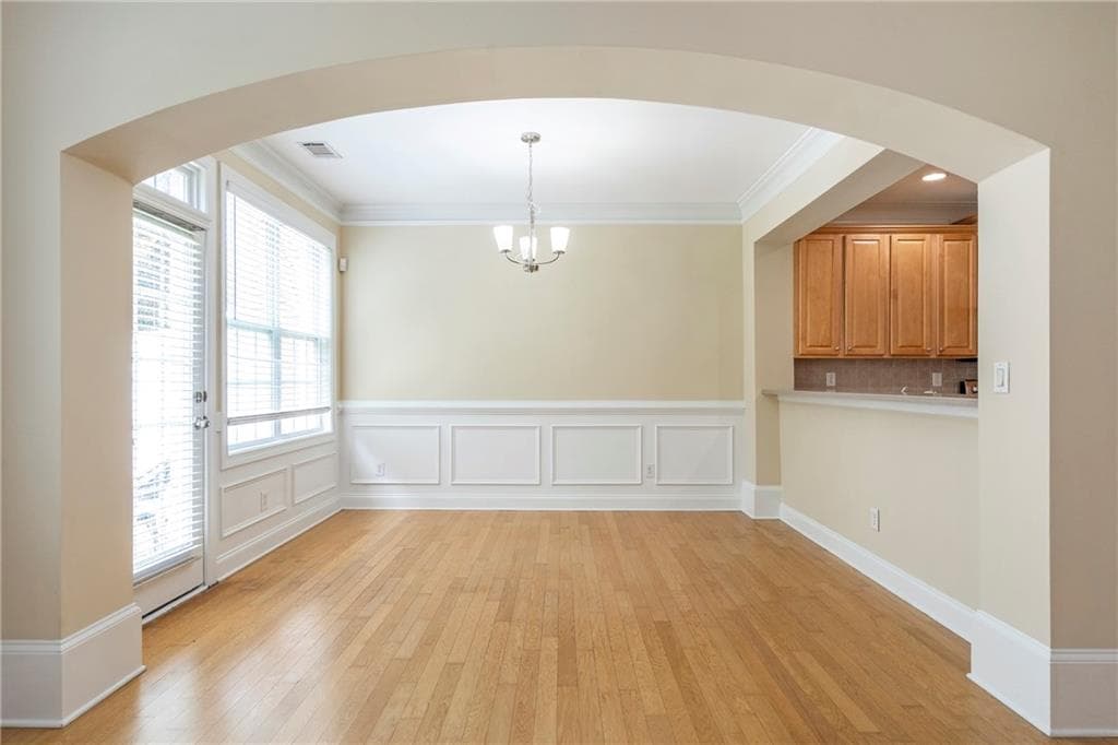 3 bedroom, 3 bathroom, 2,066 sq ft townhouse for sale at 2592 Gadsen Walk, Duluth, GA 30097 — photo 8