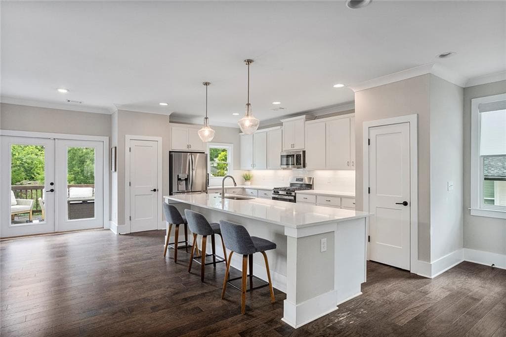 4 bedroom, 4 bathroom, 3,275 sq ft single family residence for sale at 518 Oak Drive, Atlanta, GA 30354 — photo 7
