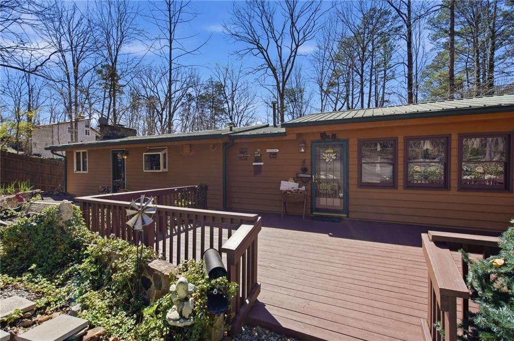 4 bedroom, 2 bathroom single family residence for sale at 6010 Pilgrim Point Circle, Cumming, GA 30041 — photo 10