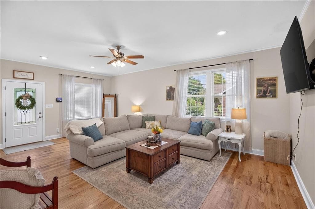 2 bedroom, 2 bathroom, 1,504 sq ft single family residence for sale at 254 Litchfield Street, Rockmart, GA 30153 — photo 7